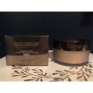Laura Mercier Loose Setting Powder Glow ✨